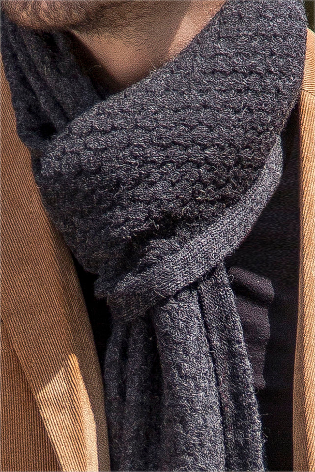 100% Baby Alpaca Scarf ~ Dk Gray - Princesa Inca®