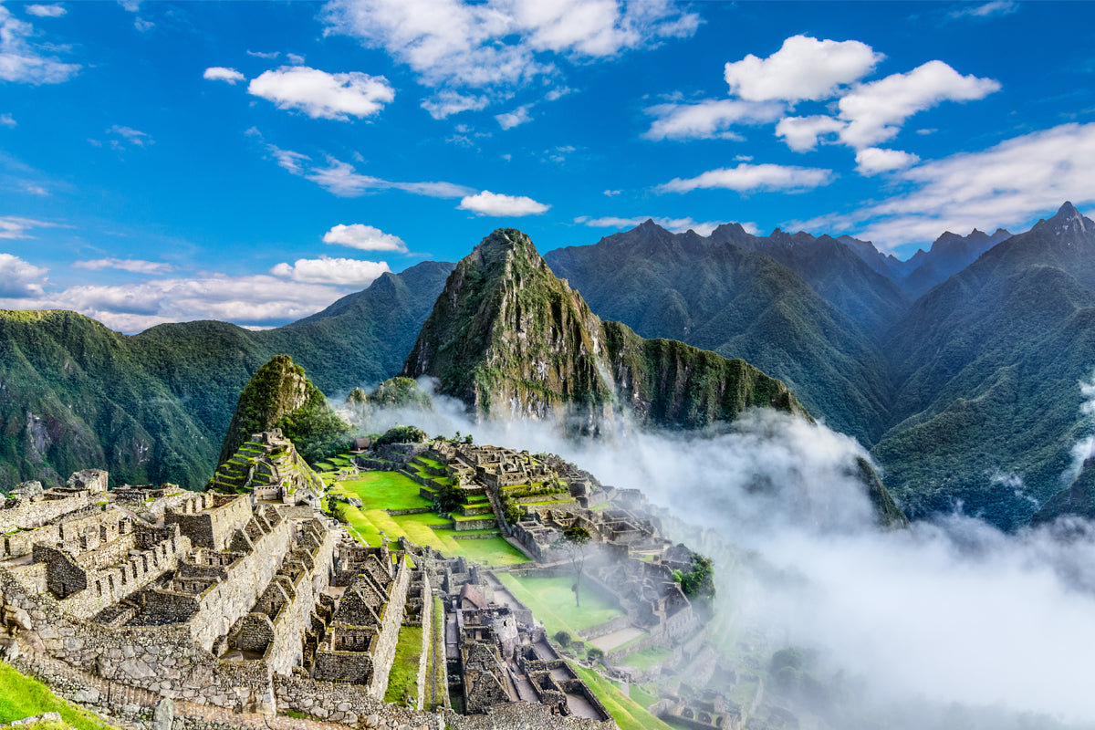 Mysteries of Machu Picchu: Magical Tourism in the Lost City of the Incas