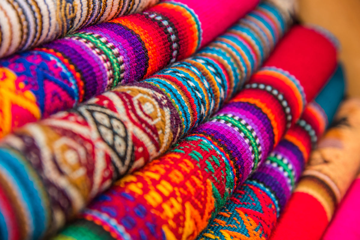 Inca Textile Art: Geometry, Memory, and Presence